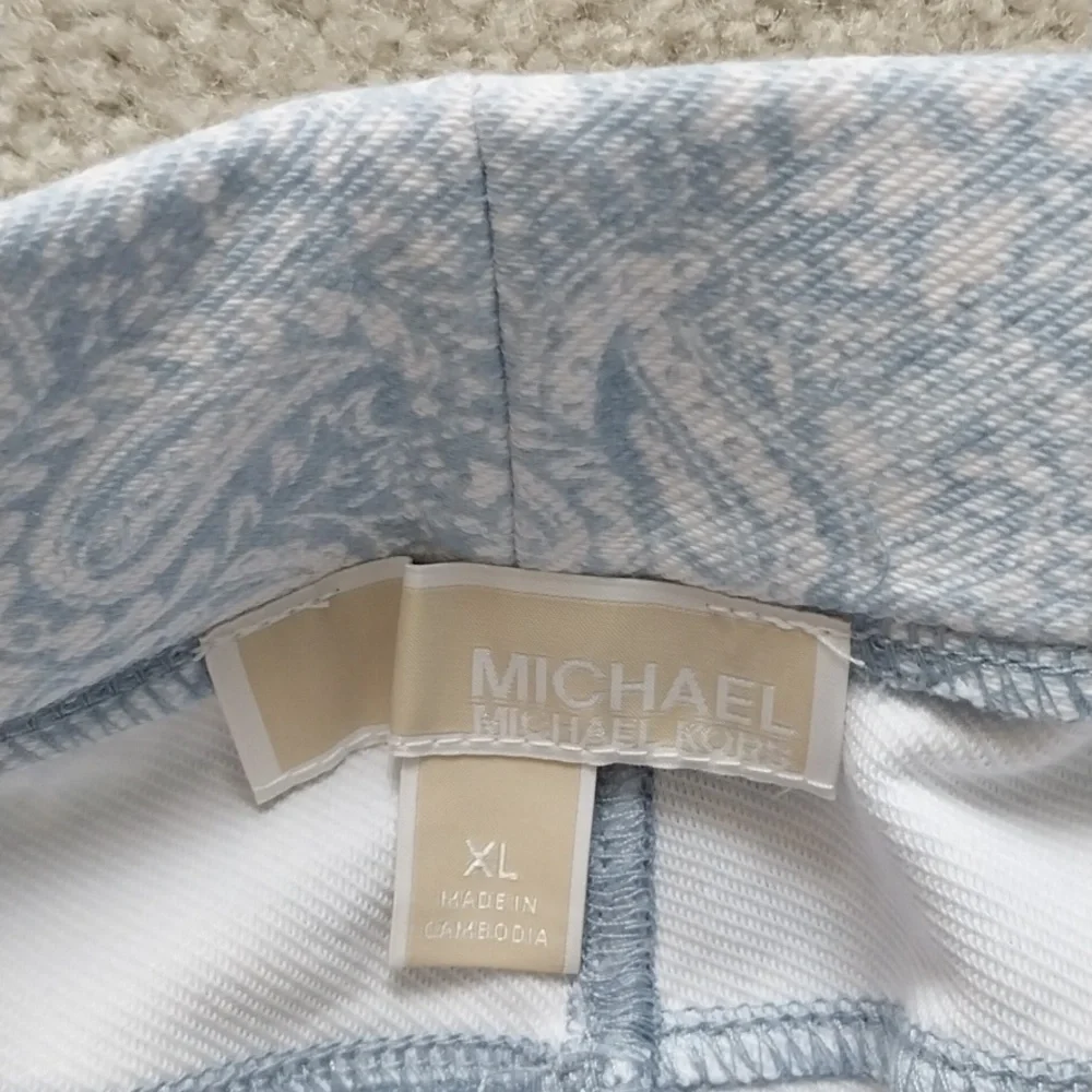 Michael Kors Stretchy Pants - Picture 4 of 11